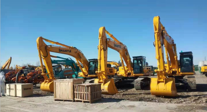 Les excavatrices à haute puissance Shantui expédiées par lots vers le marché de l'Asie centrale
