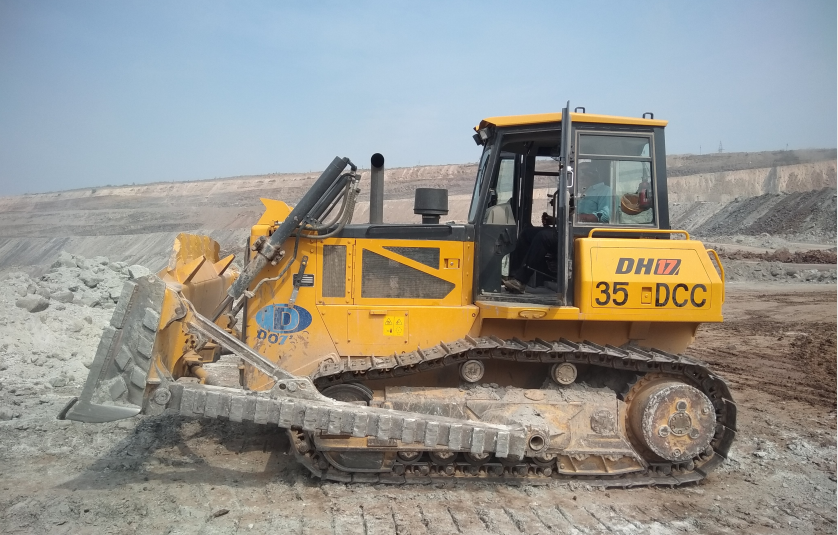 Tillykke med endnu et batchsalg af Dh17b2 hydrostatiske bulldozere på det sydasiatiske marked