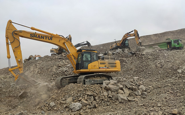 Se370-9 Hydraulic Excavator Kwa Ujenzi wa Reli Katika Urumqi, Xinjiang