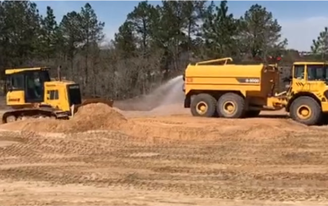 DH13K2 hydrostatic bulldozer for fine leveling operation in South Carolina, U.S.