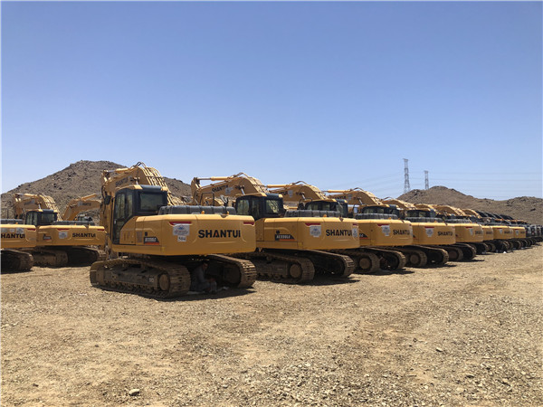 Shantui SE220LC excavator with breaker work in desert in Saudi.