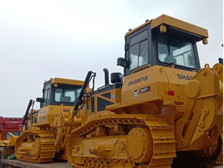 Shantui realizuje hromadnou zásilku hydrostatických buldozerů na ukrajinský trh