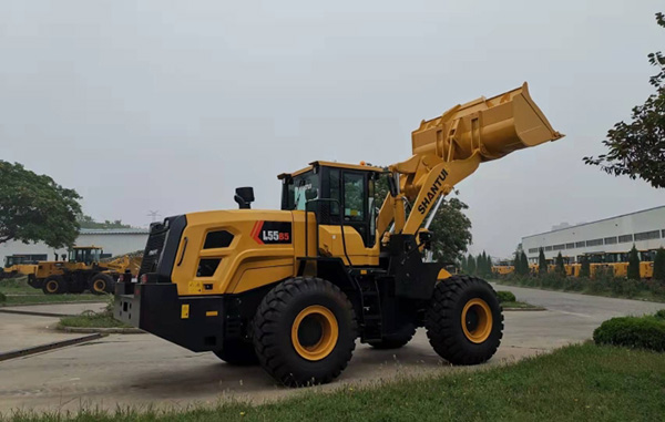 Shantui New L55-B5 Loader Sold to Central Asia for First Time